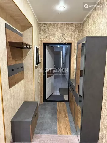 3-комнатная квартира, этаж 15 из 15, 68 м², на длительный срок