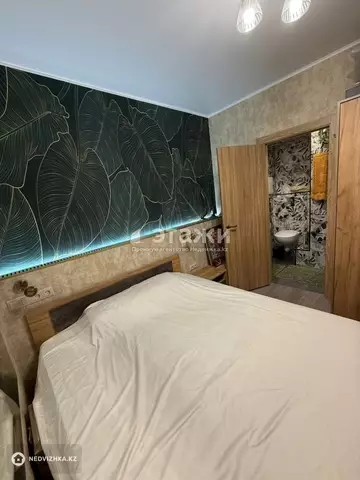 3-комнатная квартира, этаж 15 из 15, 68 м², на длительный срок