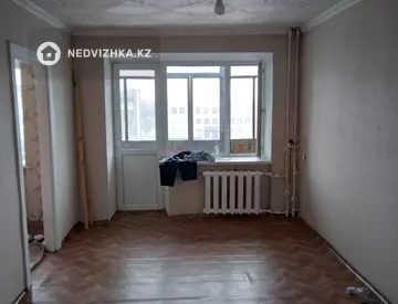 2-комнатная квартира, этаж 4 из 5, 45 м²