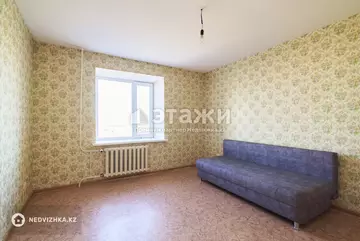 2-комнатная квартира, этаж 8 из 10, 50 м²