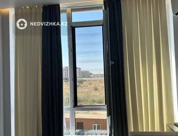 2-комнатная квартира, этаж 3 из 5, 58 м²