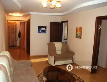 2-комнатная квартира, этаж 1 из 4, 43 м², посуточно
