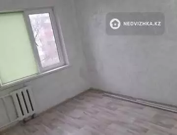 2-комнатная квартира, этаж 3 из 5, 34 м²
