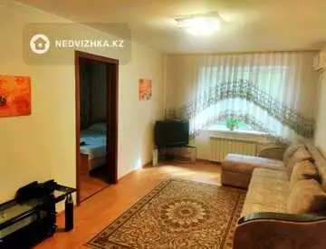 2-комнатная квартира, этаж 13 из 3, 43 м², Посуточно
