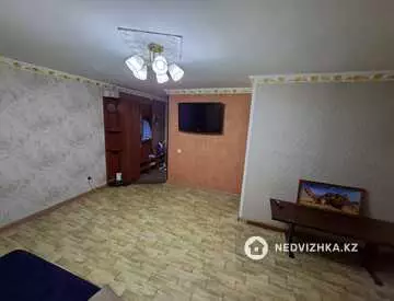 2-комнатная квартира, этаж 5 из 5, 44 м², на длительный срок