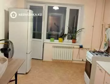 1-комнатная квартира, этаж 4 из 9, 46 м², на длительный срок