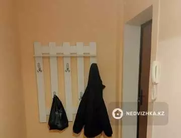 1-комнатная квартира, этаж 4 из 9, 46 м², на длительный срок