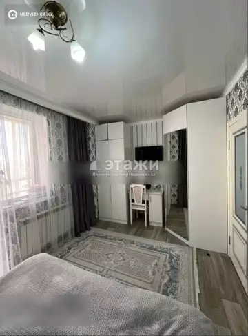 3-комнатная квартира, этаж 3 из 12, 80 м²