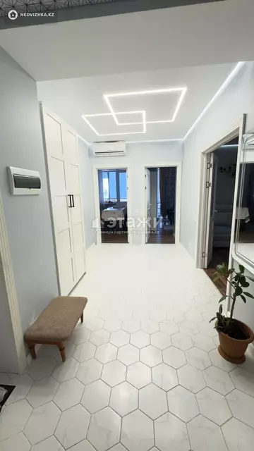 3-комнатная квартира, этаж 4 из 9, 80 м²