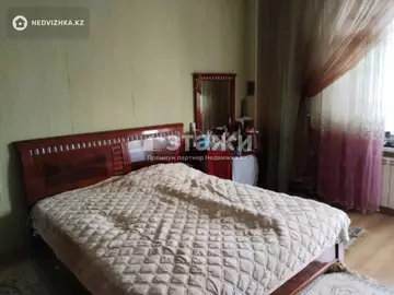3-комнатная квартира, этаж 4 из 15, 129 м²