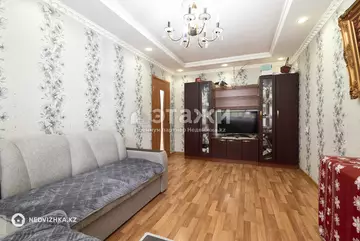 3-комнатная квартира, этаж 2 из 5, 64 м²