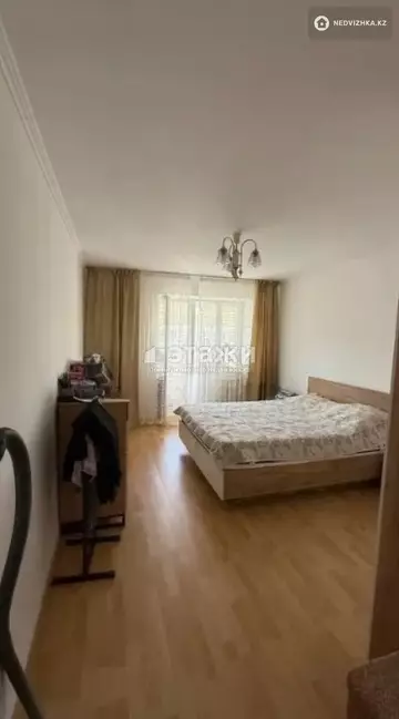 2-комнатная квартира, этаж 9 из 9, 57 м²