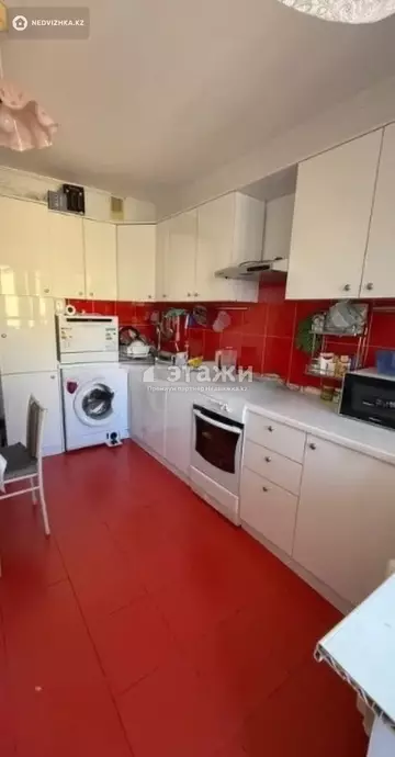 2-комнатная квартира, этаж 9 из 9, 57 м²