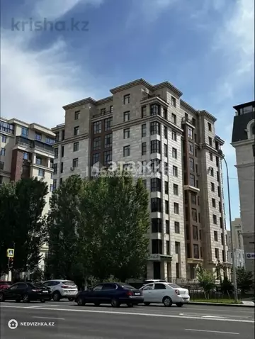 3-комнатная квартира, этаж 7 из 10, 100 м²