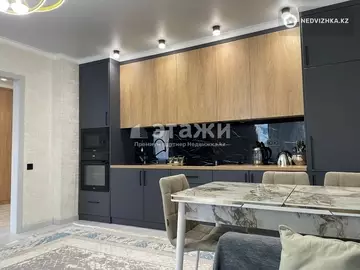2-комнатная квартира, этаж 2 из 9, 52 м², на длительный срок