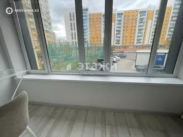2-комнатная квартира, этаж 2 из 9, 52 м², на длительный срок