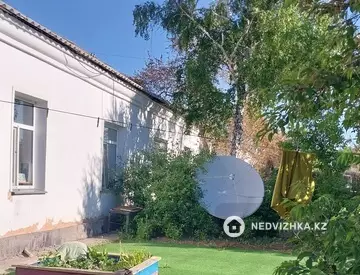4-комнатная часть дома, 20 соток, 80 м²