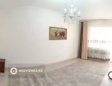 3-комнатная квартира, этаж 2 из 5, 79 м²