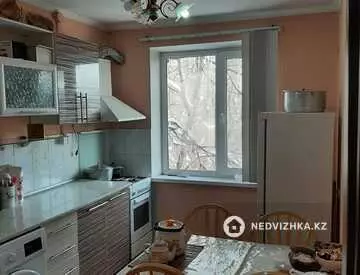 3-комнатная квартира, этаж 5 из 5, 65 м²