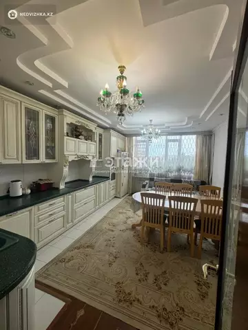 2-комнатная квартира, этаж 3 из 10, 75 м²