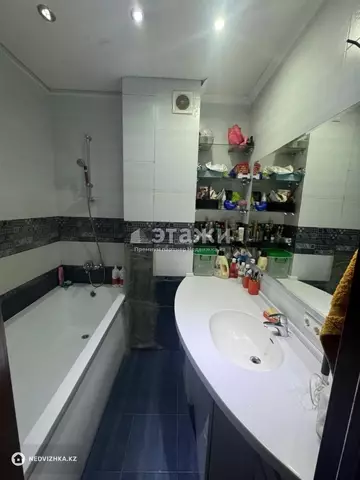 2-комнатная квартира, этаж 3 из 10, 75 м²