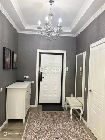 2-комнатная квартира, этаж 4 из 14, 74 м²