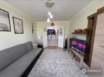 3-комнатная квартира, этаж 4 из 5, 68 м²