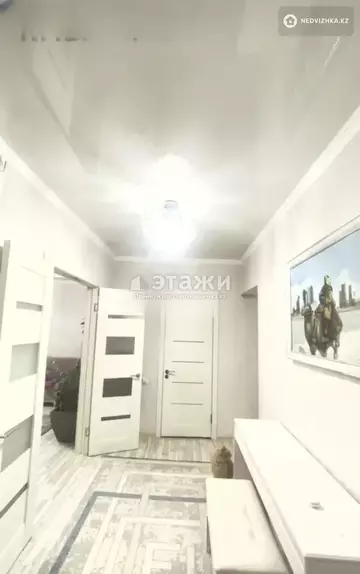 2-комнатная квартира, этаж 9 из 9, 63 м²