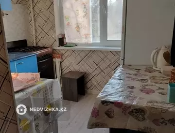2-комнатная квартира, этаж 3 из 5, 43 м²