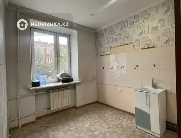 2-комнатная квартира, этаж 2 из 3, 52 м²