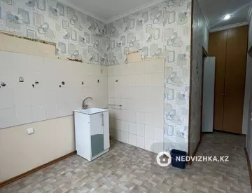 2-комнатная квартира, этаж 2 из 3, 52 м²