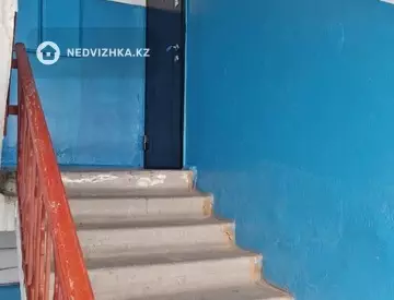 2-комнатная квартира, этаж 4 из 5, 63 м²