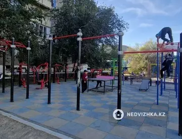 2-комнатная квартира, этаж 4 из 5, 63 м²