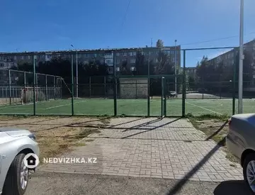 2-комнатная квартира, этаж 4 из 5, 63 м²