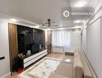 2-комнатная квартира, этаж 4 из 5, 44 м²