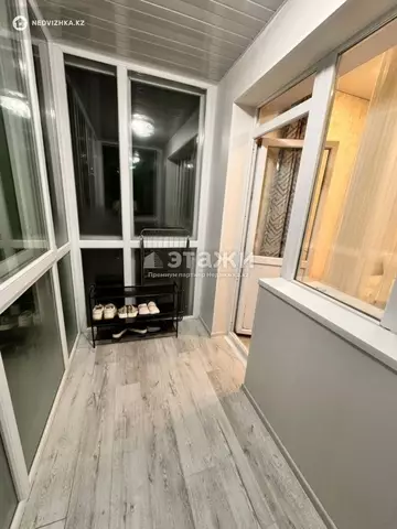 2-комнатная квартира, этаж 13 из 15, 61 м²