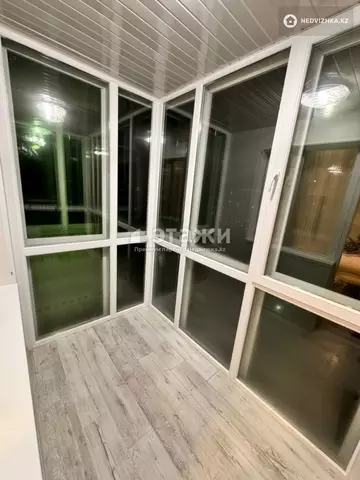 2-комнатная квартира, этаж 13 из 15, 61 м²