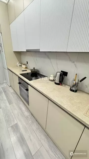 3-комнатная квартира, этаж 6 из 12, 103 м²