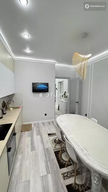 3-комнатная квартира, этаж 6 из 12, 103 м²