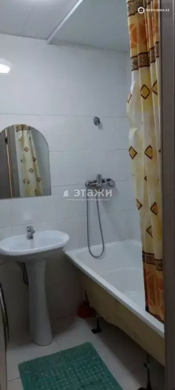 2-комнатная квартира, этаж 3 из 5, 55 м²
