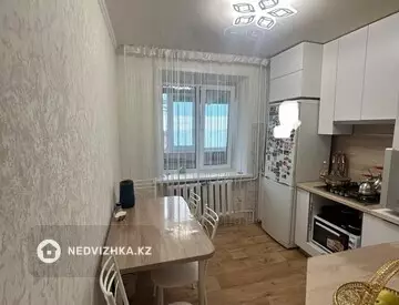 4-комнатная квартира, этаж 2 из 5, 84 м²