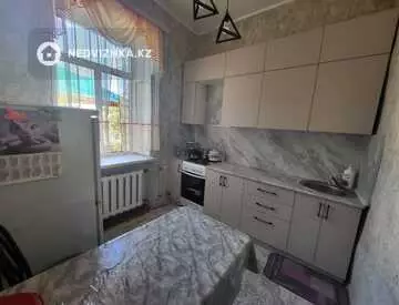 2-комнатная квартира, этаж 2 из 2, 43 м²