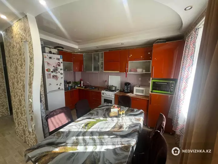 81 м², 4-комнатная квартира, этаж 3 из 5, 81 м², изображение - 1