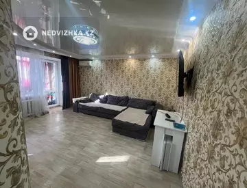 4-комнатная квартира, этаж 3 из 5, 81 м²