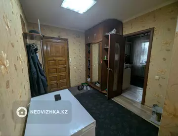 3-комнатная квартира, этаж 4 из 3, 69 м²
