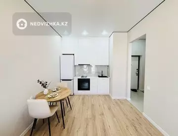 2-комнатная квартира, этаж 7 из 9, 38 м²