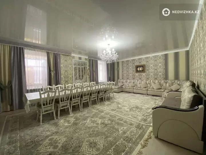 180 м², 4-комнатная квартира, этаж 2 из 3, 180 м², изображение - 1