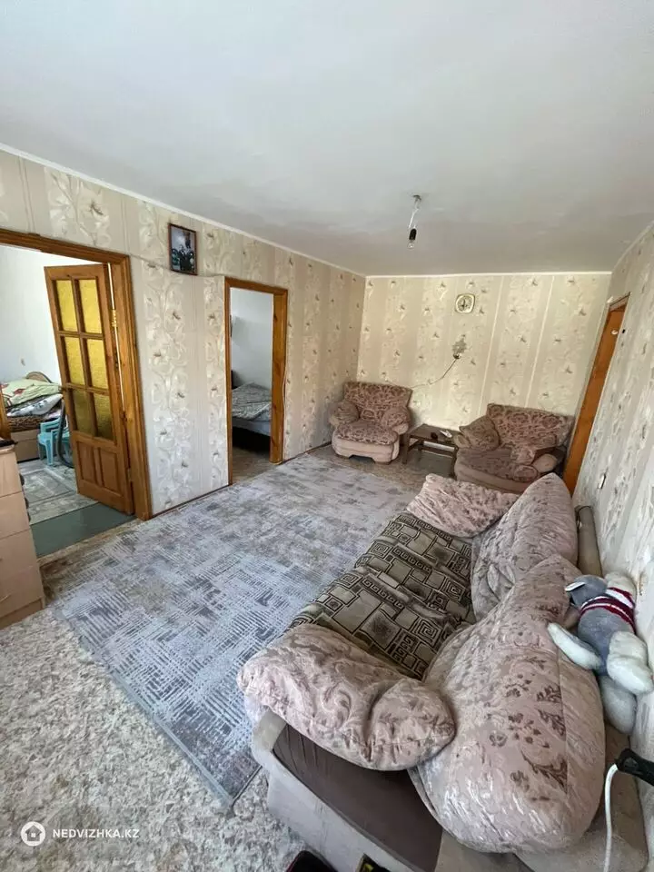 61 м², 4-комнатная квартира, этаж 2 из 5, 61 м², изображение - 1