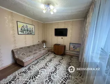 2-комнатная квартира, этаж 1 из 2, 43 м²