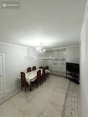 2-комнатная квартира, этаж 9 из 9, 50 м²